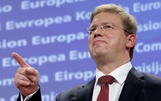 Comisarul European, la Comrat. Cum le-a explicat gagauzilor se inseamna Uniunea Europeana