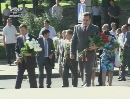 VIDEO. ZIUA LIMBII ROMANE si la Balti. Este o sarbatoare UNICA, spune primarul comunist