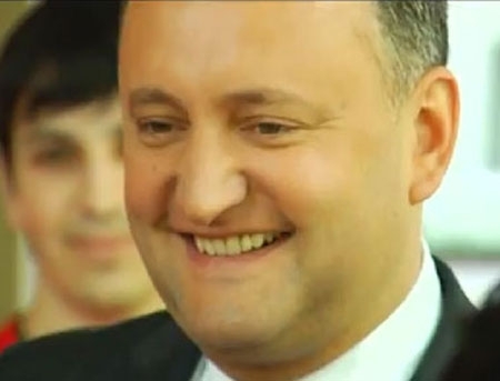 Dodon ii da replica lui Tkaciuk! "Se simte cu MUSCA pe caciula"