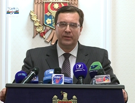 LUPU catre popor: NU MA TIN de functie! Invit partidele la DIALOG vineri sau sambata!