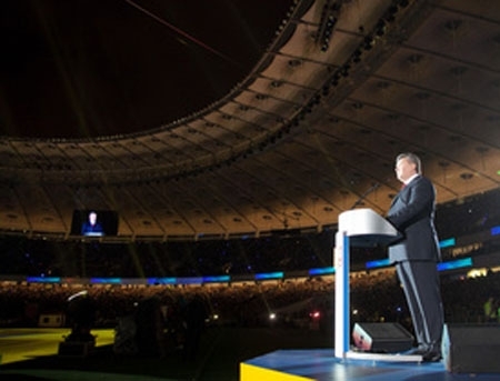 VIDEO. Presedintele ucrainean, fluierat si huiduit pe stadionul Olimpiiskii
