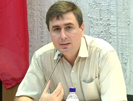 Veaceslav Ionita RAMANE presedinte al comisiei economie, buget si finante
