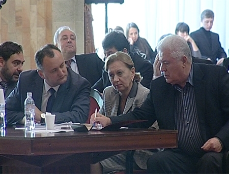 18 noiembrie - ultima sansa de a alege presedintele si de a evita alegerile anticipate