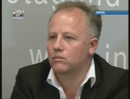 Victor Topa a fost CONDAMNAT la 10 ani de inchisoare pentru SANTAJ. Este dat in URMARIRE GENERALA