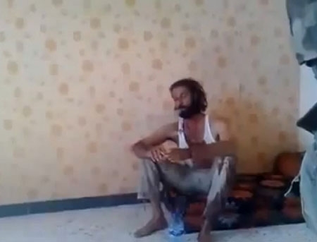 Mutassim Kadhafi a fumat o ultima tigara inainte de a fi executat 