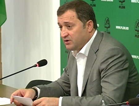 Vlad Filat: PLDM va propune un proiect de lege pentru demisia "cetateanului Zubco"