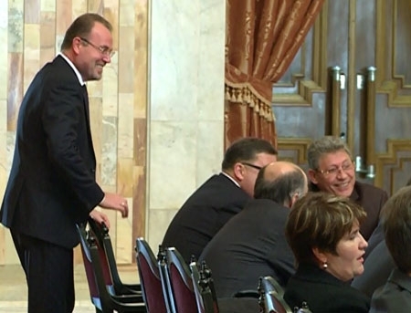Mihai Godea, despre vedetele politice puse pe scandal: PCRM joaca pe degete partidele din AIE