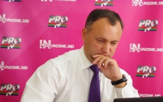 Dodon da replica: Nu ma intereseaza Tkaciuk, dar e TRIST de tot daca e PORTAVOCEA PCRM-ului