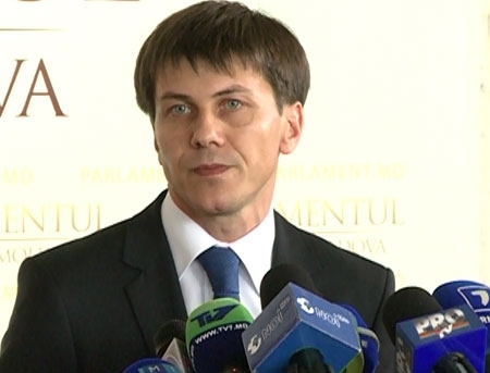 LA MULTI ANI pentru OLEG EFRIM!