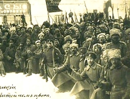 Nostalgici dupa inceputuri. 7 noiembrie - zi de sarbatoare pentru comunisti