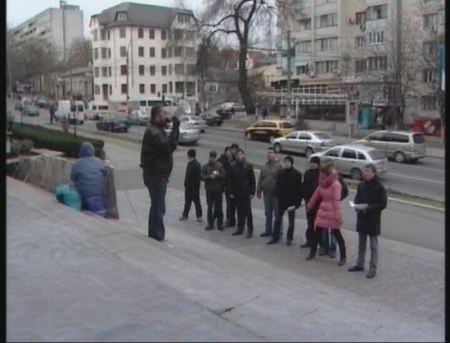 Flashmob COMUNIST: SIS - filiala PL, procuratura - filiala PD si MAI - filiala PLDM