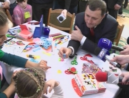 VIDEO. Filat, RESPINS. VEZI cine nu a acceptat inelul oferit de premier 