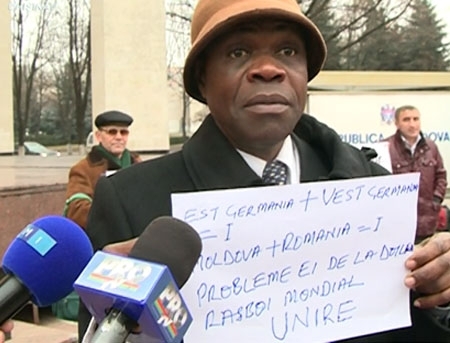 VIDEO. PROTESTE la Parlament. John Onoje vrea unire cu Romania, intreprinzatorii vor sa lucreze in baza de patente