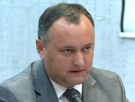 Igor Dodon se jura ca lasa schiurile din Austria si vine la discutii, daca AIE ii cere