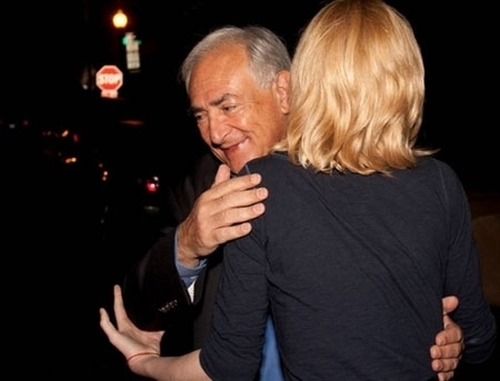 Motivul ULUITOR pentru care Strauss-Kahn nu putea distinge PROSTITUATELE de "ALTE FEMEI"