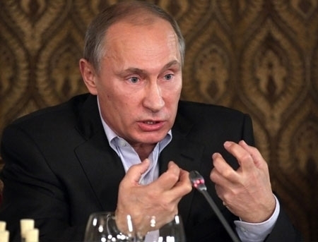 Putin acuza opozitia ca refuza invitatia la dialog
