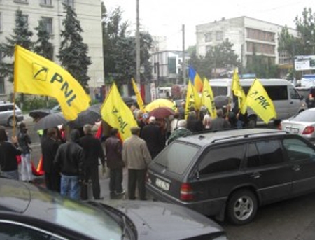 VIDEO. O HORA a masinilor in numele Unirii. PNL marcheaza Ziua Unirii
