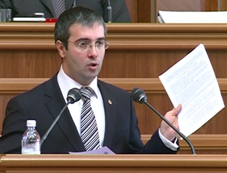 Sirbu, in replica la argumentele PL: Domnule Popa, stati jos, nota doi!