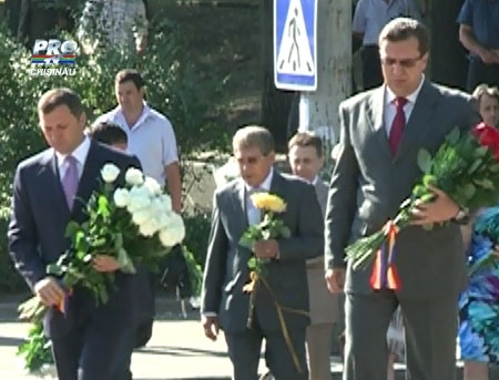 VIDEO. Politicienii RAPUSI de sageata lui Cupidon. VEZI declaratiile lor de dragoste