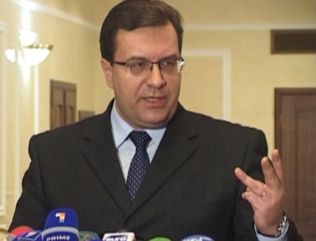 VIDEO. Lupu: Voi forta nota la maxim pentru a stabili data alegerilor! Ghimpu: Nota o fortezi la  saxofon