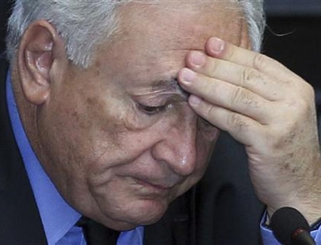 Dominique Strauss-Kahn, convocat marti la Lille, ar urma sa fie arestat preventiv intr-un dosar de proxenetism