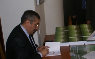 GALERIE FOTO. Comemorare la Chisinau: 20 de ani de la MASACRUL de la Hodjali 