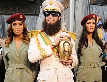 VIDEO. OSCAR 2012: Cum a ajuns "cenusa lui Kim Jong-Il" pe covorul rosu