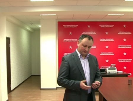 "O SA TE INEC": mesajul lui Oleg Voronin catre Dodon, care sustine ca a fost amenintat cu MOARTEA
