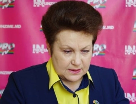 Vitalia Pavlicenco: PNL saluta adoptarea, la Bucuresti, a Legii Lustratiei. Pe cand la Chisinau?

