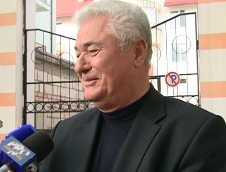 VIDEO. Versuri NECENZURATE pe seama lui Filat, Lupu si Ghimpu. Cum au ras azi comunistii