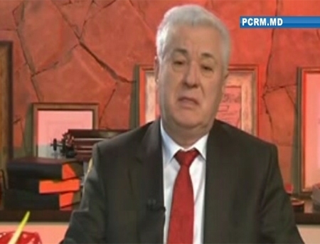 VIDEO. De 8 martie, s-au intrecut la filmat spoturi! Politicienii si dragostea pentru femei