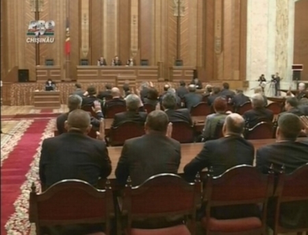 Schimbare de planuri! Sedinta Parlamentului va avea loc maine, la OPT dimineata