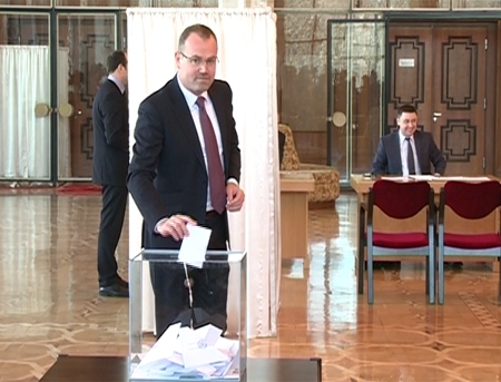VIDEO. Inca o sarbatoare la moldoveni! Cum au reactionat oamenii la vestea alegerii presedintelui