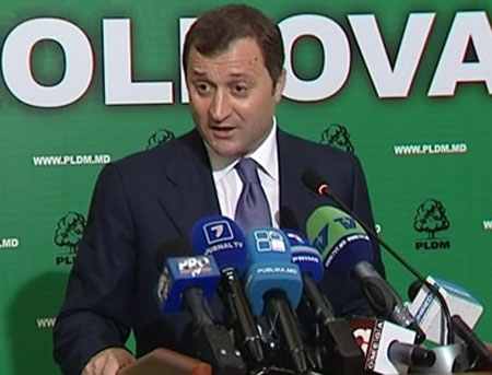 VIDEO. Sturza: Actuala guvernare a preluat schemele comunistilor! Filat: Vizavi de ACEST OM nu am ce spune!