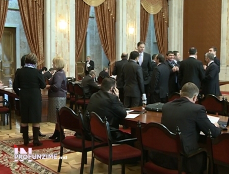 Prima sedinta cu PRESEDINTE ales. Deputatii se reunesc astazi
