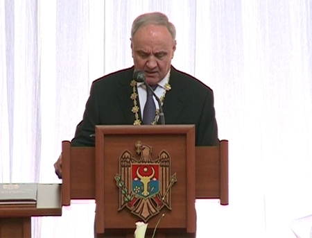 VIDEO. Moldova are oficial presedinte! Nicolae Timofti a fost investit in functie