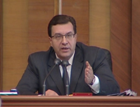 Ziua Culturii, motiv de SCANDAL! Lupu, lui Saharneanu: Daca ma consider moldovean, sunt ratacit, prost, idiot?