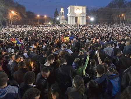 Vitalie Cojocari: 7 aprilie si NIT (un fel de OTV politic moldovenesc)