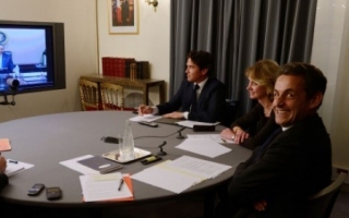 "A facut de ras Franta in fata intregii lumi". Sarkozy e desfiintat dupa o manevra electorala