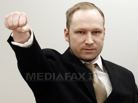 Procesul criminalului din Oslo: Breivik a efectuat salutul nazist la inceperea procesului. Pledeaza nevinovat, desi recunoaste 