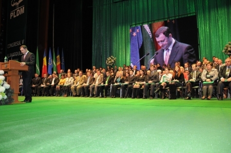 Traian Vasilcau: De cind un deputat PLDM si Ministerul Afacerilor Interne inlocuiesc toata Justitia in R Moldova?(Scrisoare deschisa adresata domnilor Nicolae Timofti,Marian Lupu si Vladimir Filat)
