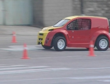 VIDEO. Filat, la volanul unei masini Volkicar! Cu ce impresii a ramas premierul
