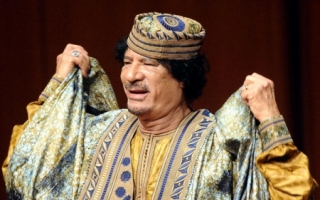 Legea care pedepseste elogierea lui Kadhafi, denuntata de organizatiile pentru drepturile omului