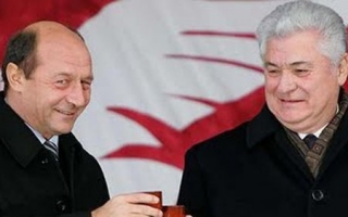 VIDEO. Vladimir Voronin si Traian Basescu, parodiati! Ce crezi, seamana?