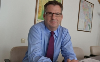 VIDEO. Legea antidiscriminare nu-i multumeste pe europeni? Schuebel: Documentul nu e perfect