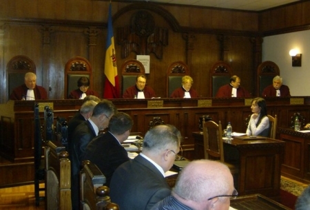 Deputatii care chiulesc de la sedinte vor fi penalizati. Afla cum