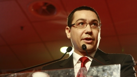 Ponta, intampinat cu huiduieli la Chisinau?