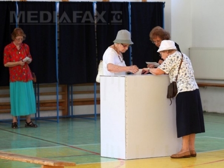REFERENDUM 2012. Prezenta la vot la ora 17.00 este de 26,89 %, potrivit BEC