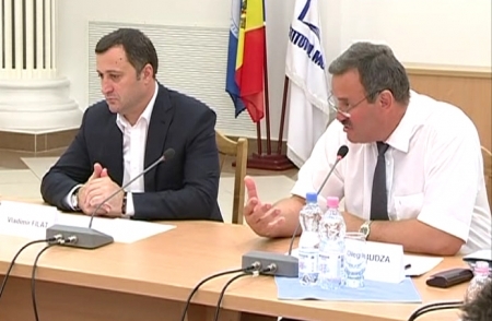 VIDEO. Vrem, dar nu putem! Ce raspuns le-a dat Filat sindicatelor la solicitarea de a majora salariul minim