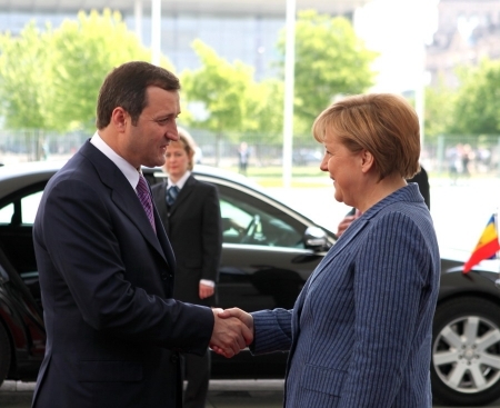 VIDEO. Filat da asigurari: Nu vom discuta cu Angela Merkel despre federalizarea tarii 